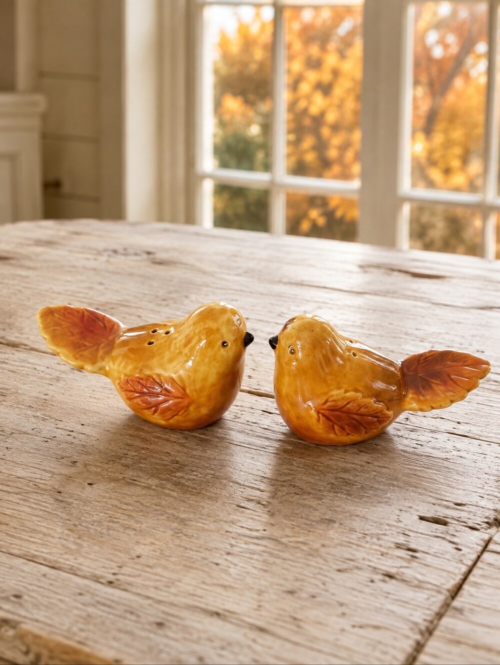 Vintage Ceramic Bird Salt & Pepper Shakers Autumn Harvest Leaf Pair